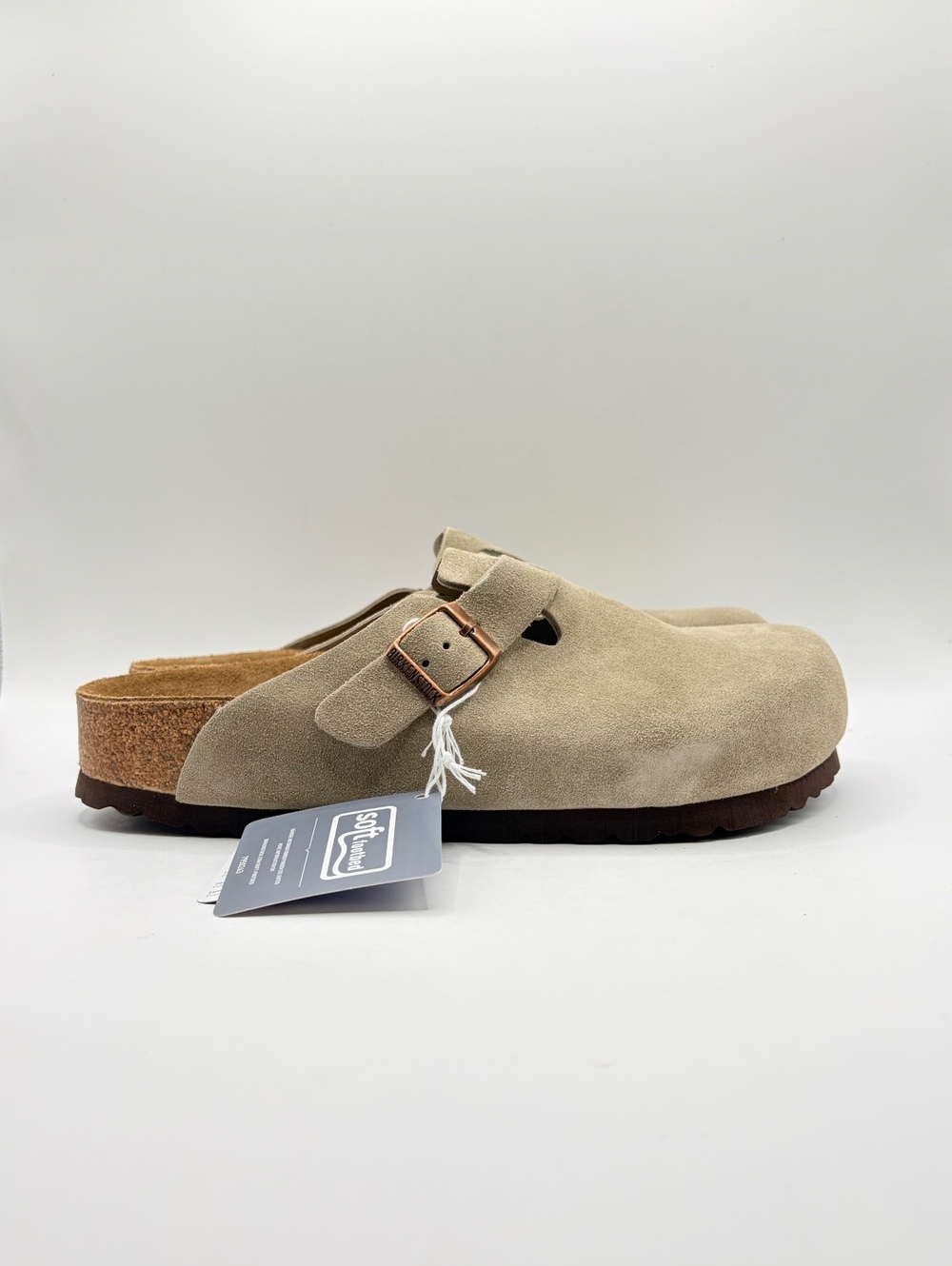Birkenstock Boston Soft Footbed clogs in Taupe suede Size 40 / 7 Men / 9 Women